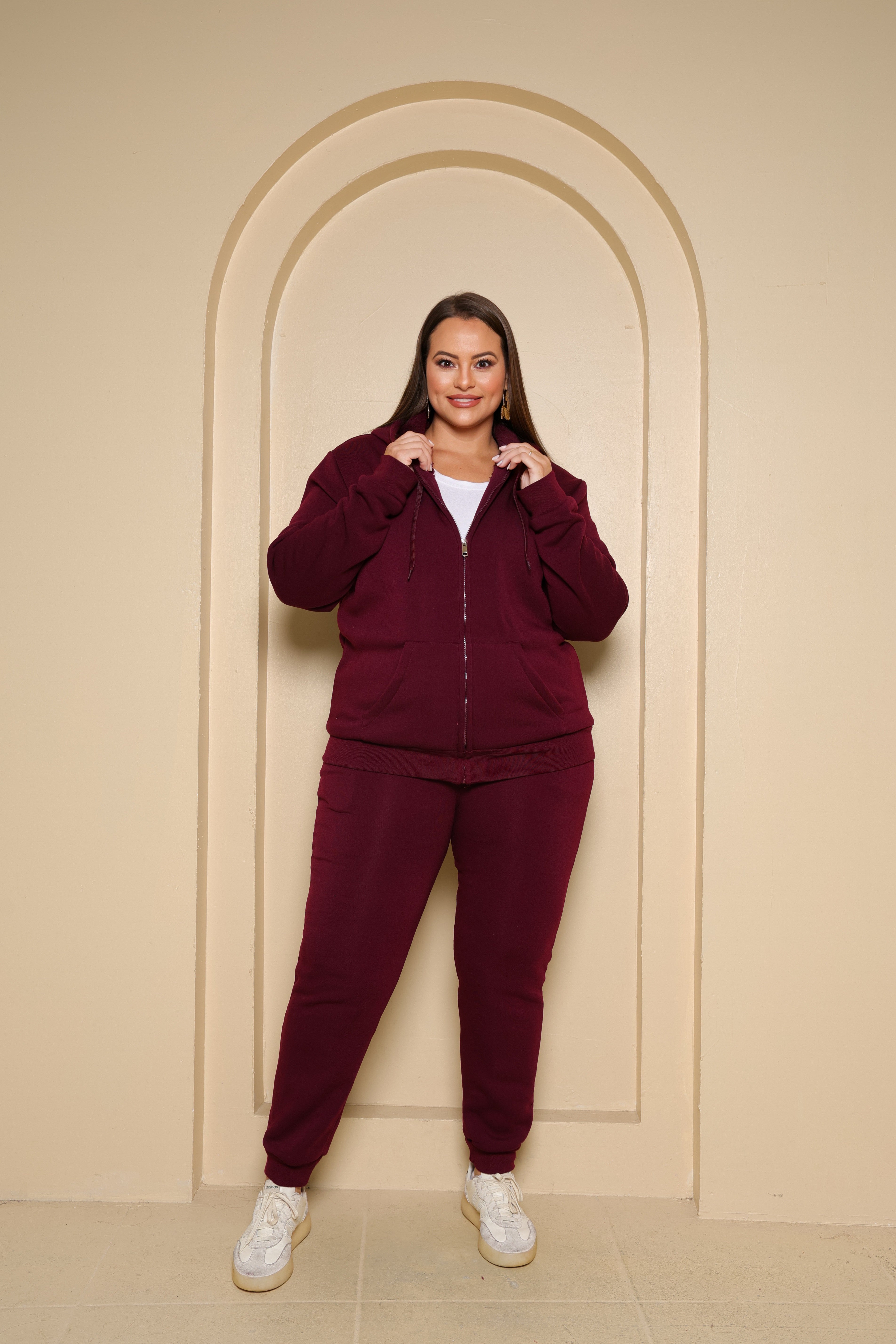 Conjunto Moletom Peluciado Premium com Zíper – Conforto & Estilo