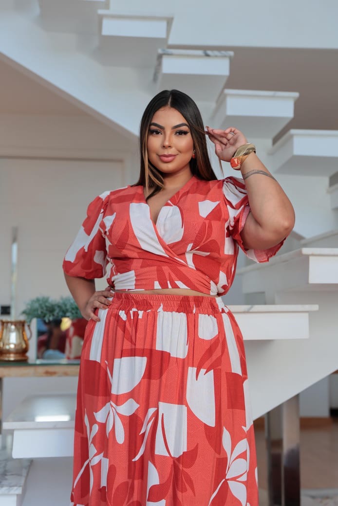 Conjunto Cropped e Saia