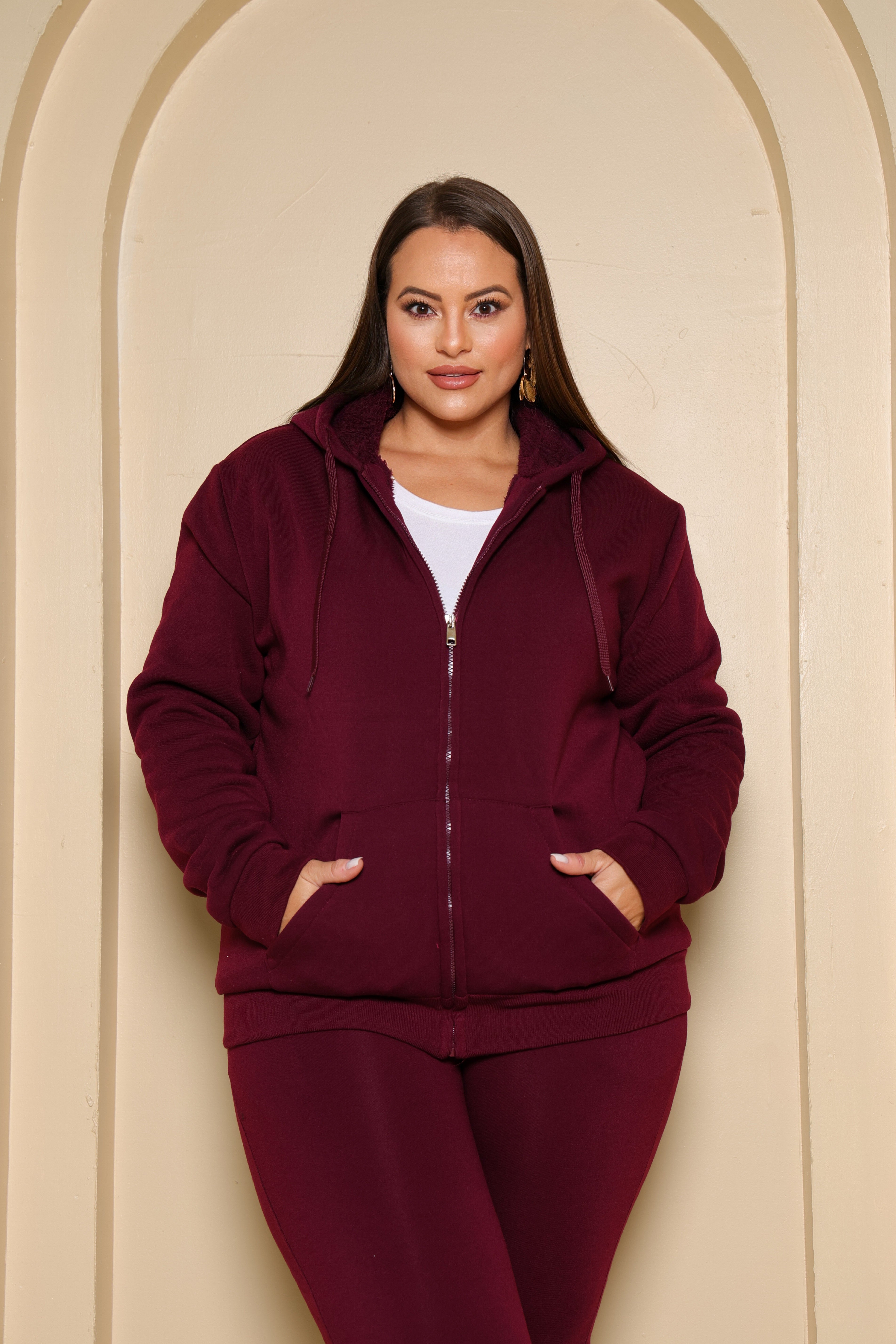 Conjunto Moletom Peluciado Premium com Zíper – Conforto & Estilo