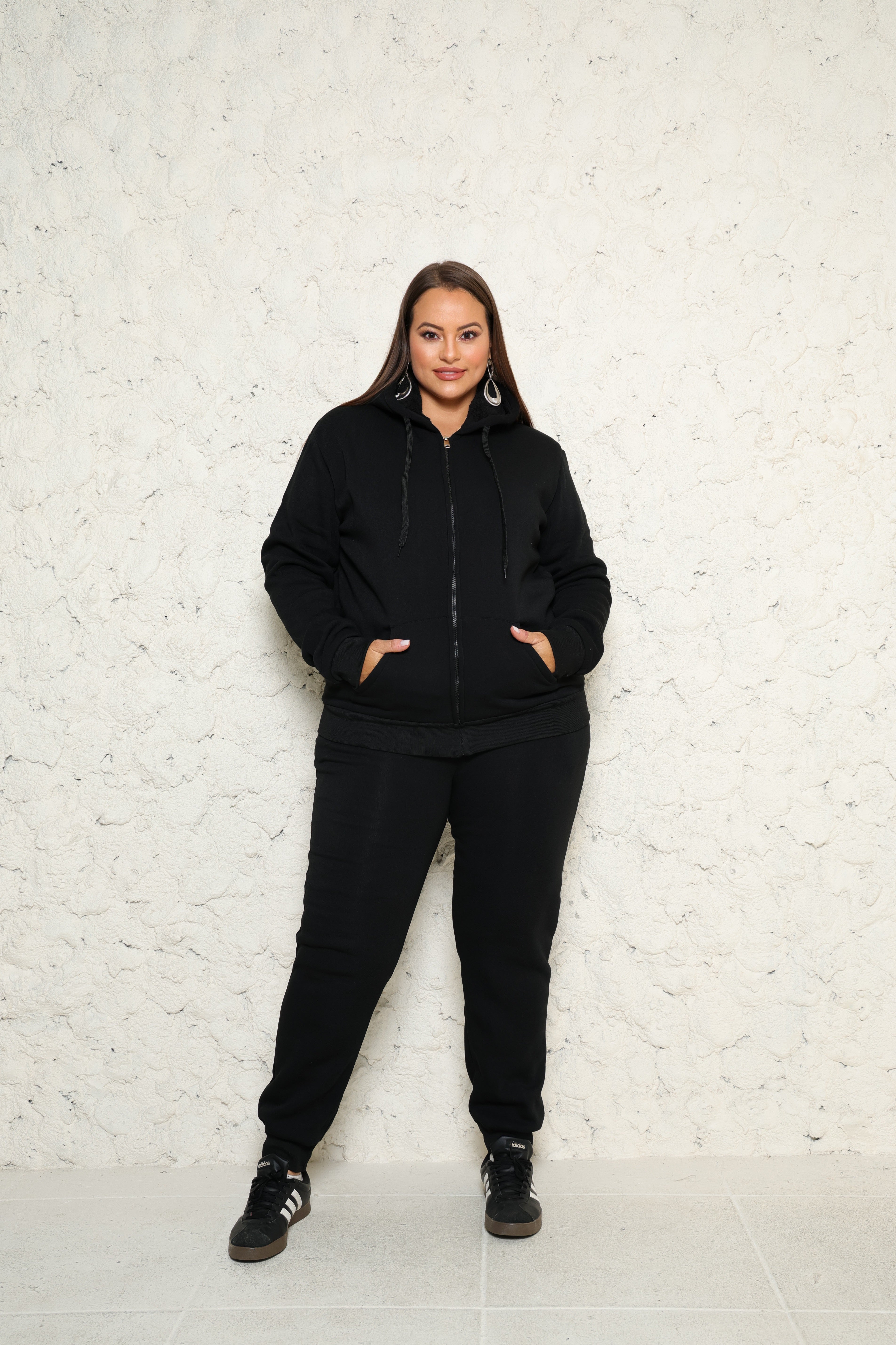 Conjunto Moletom Peluciado Premium com Zíper – Conforto & Estilo