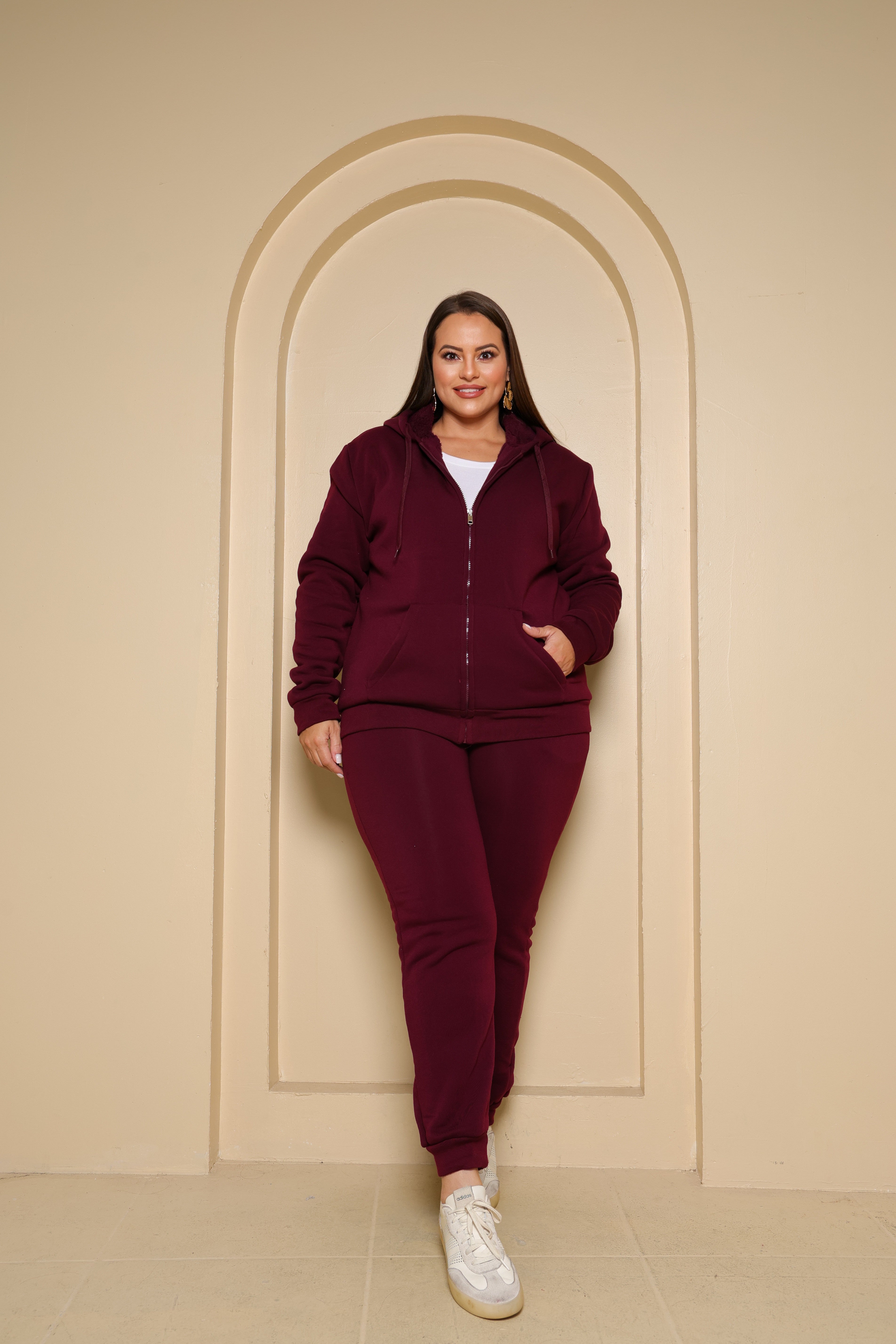 Conjunto Moletom Peluciado Premium com Zíper – Conforto & Estilo